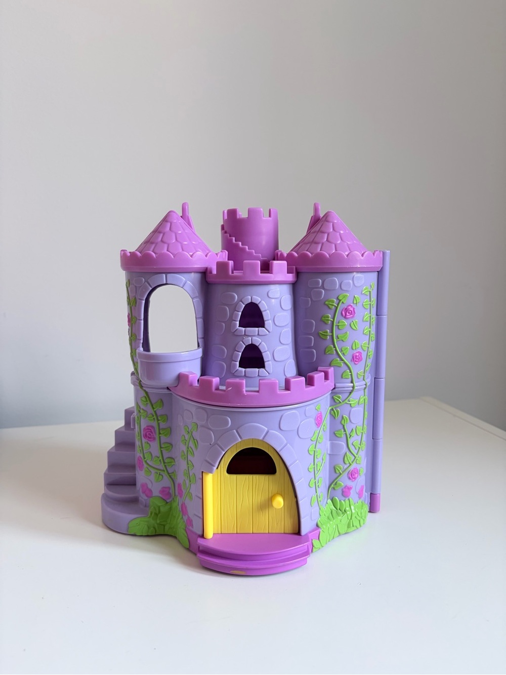 Dora the Explorer Purple Castle
